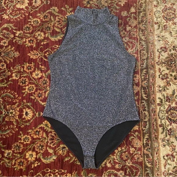 H&M Tops - Bodysuit